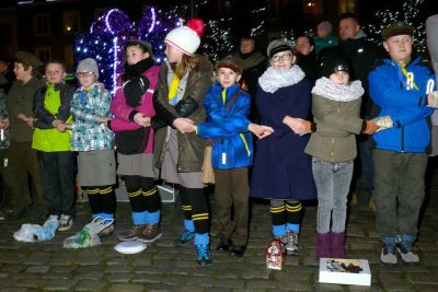 Betlejemskie Światło Pokoju - Wejherowo 2015 fot. Leszek Spigarski