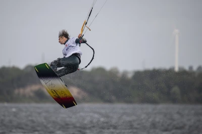 Puchar i Mistrzostwa Polski w kitesurfingu i wingfoilu w Pucku