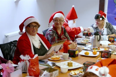 Turystyczne Mikołajki i Dzień Wolontariusza 2017 w WUTW YMCA, fot. Leszek Spigarski