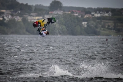 Puchar i Mistrzostwa Polski w kitesurfingu i wingfoilu w Pucku