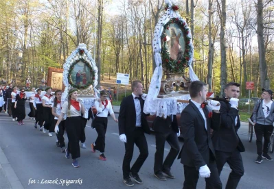 Pielgrzymi z Kościerzyny, Przodkowa, Żukowa i Grzybna dotarli do Wejherowa fot. Leszek Spigarski