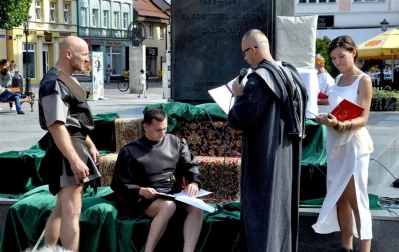Quo vadis na Placu Jakuba Wejhera - fot. Leszek Spigarski.