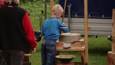 Piknik Ginących Zawodów w Domku Drzewiarza