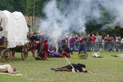 Rekonstrukcja historyczna 2017. Bitwa o taborowy wóz kupiecki - fot. Leszek Spigarski