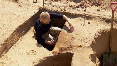 _archeolo2bbhhbvnvbvv.jpg