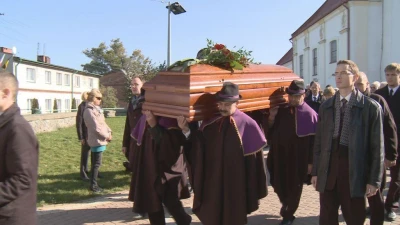 Uroczystości pogrzebowe prof. Gerard Labuda z udziałem Donalda Tuska