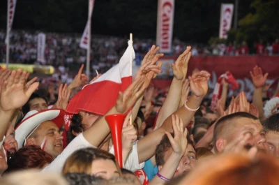 Tłumy w gdańskiej Strefie Kibica