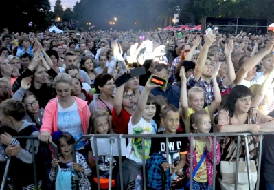 Festyn Letni w Wejherowie: Koncert zespołu Bracia (fot. Leszek Spigarski)