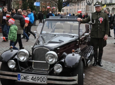 Biało-czerwona parada niepodległościowa w Wejherowie