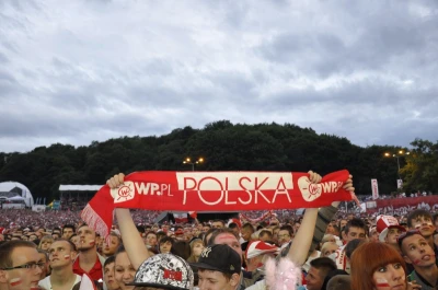 Tłumy w gdańskiej Strefie Kibica