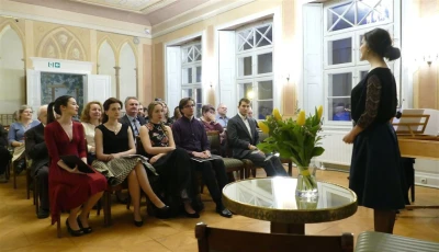 Promocja książki Krystyny Krawiec-Złotowskiej w Wejherowie