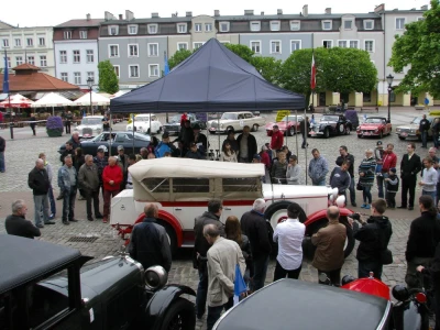 III Runda Mistrzostw Polski Pojazdów Zabytkowych 2015 fot. Leszek Spigarski
