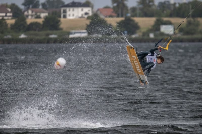 Puchar i Mistrzostwa Polski w kitesurfingu i wingfoilu w Pucku