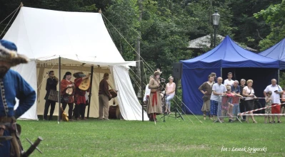 Rekonstrukcja historyczna 2016. Atak na taborowy wóz kupiecki fot. Leszek Spigarski
