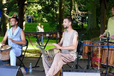Muzyczne Lato 2017. Zespół „Foliba” na małej scenie w Parku Miejskim