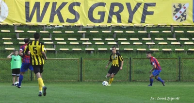 Silny Gryf znokautował Polonię fot. Leszek Spigarski
