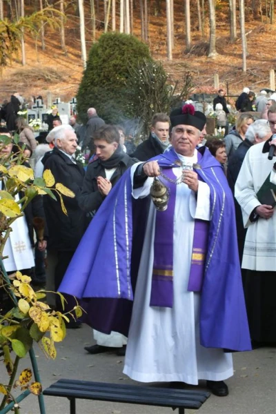 Wszystkich Świętych (fot. Leszek Spigarski)