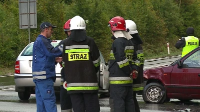 Wjechał wprost pod koła TIR-a