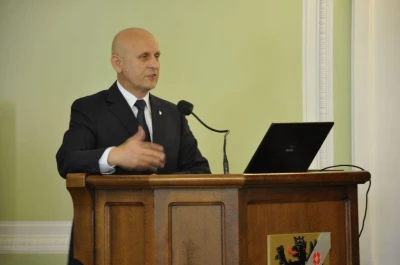 Jednogłośne absolutorium dla Józefa Reszke