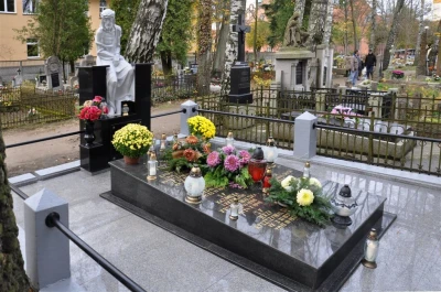Dzień Zaduszny. Msza święta na starym cmentarzu – fot. Leszek Spigarski