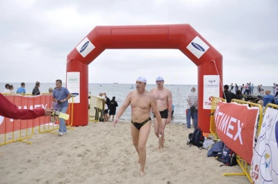 Sopot: Pływali dookoła mola
