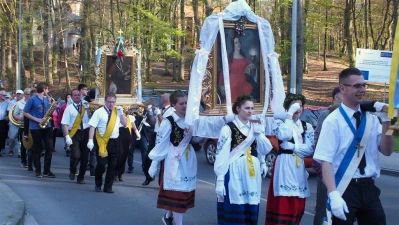 Pielgrzymi z Kościerzyny, Przodkowa, Żukowa i Grzybna dotarli do Wejherowa fot. Leszek Spigarski