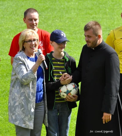 Księża i samorządowcy - mecz na Wzgórzu Wolności, fot. Leszek Spigarski