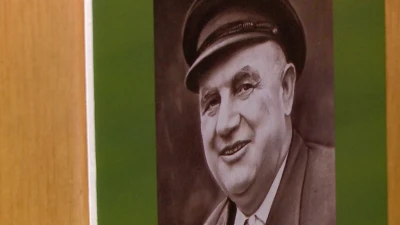 Leon Golla 'wprowadził się' do generała Hallera