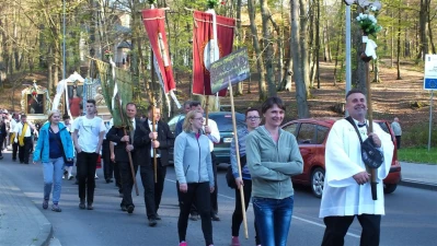 Pielgrzymi z Kościerzyny, Przodkowa, Żukowa i Grzybna dotarli do Wejherowa fot. Leszek Spigarski