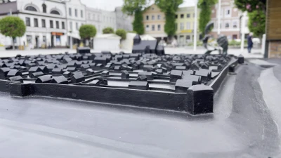 Średniowieczny Puck na makiecie