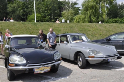 Gdynia pełna zabytkowych Citroënów