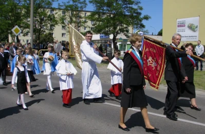 Procesja Bożego Ciała w parafii pw. NMP Królowej Polski w Wejherowie (fot. Leszek Spigarski)