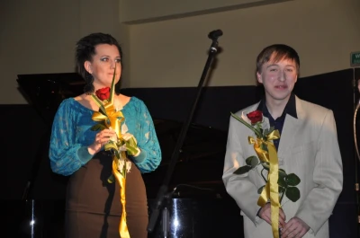 Agata Jasińska i Artur Sychowski na koncercie w Bolszewie