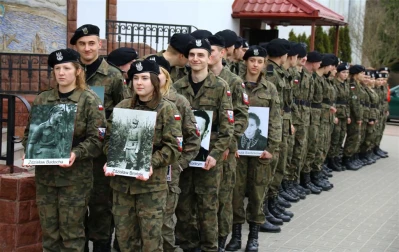 Żołnierzom Wyklętym - uroczystość przy Bramie Piaśnickiej