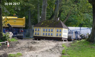 Remont łabędziego stawu w Parku Miejskim, 2017, fot. Leszek Spigarski