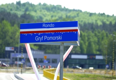 Rondo Tajnej Organizacji Wojskowej Gryf Pomorski – uroczyste otwarcie – fot. Leszek Spigarski
