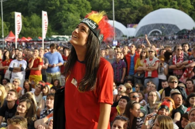 Mecz Hiszpania-Włochy. Tłumy w Fan Zone