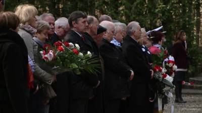 Uroczystości pod pomnikiem w Piaśnicy