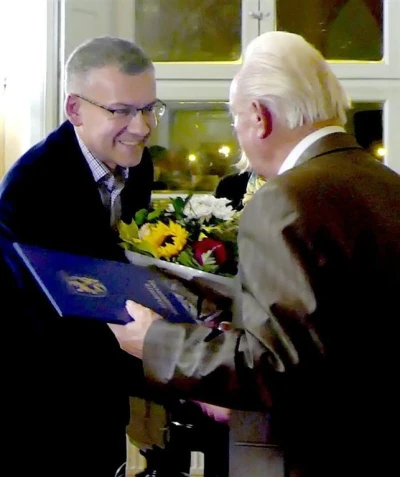 Benefis Edmunda Szymikowskiego w Muzeum PiMK-P – 65 lat z haftem kaszubskim. Fot – Leszek Spigarski