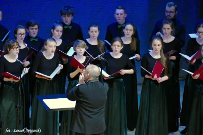 Koncert Inauguracyjny XXIII Festiwalu Pieśni o Morzu fot. Leszek Spigarski