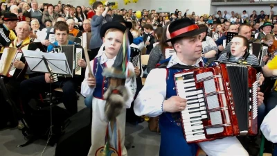 DJK Bojano 2016. Rekord Polski w jednoczesnej grze na akordeonach pobity - fot. Leszek Spigarski