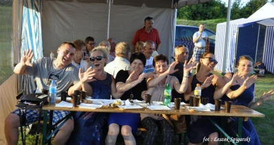 Dzień Sąsiada - piknik rodzinny na Osiedlu Sucharskiego (fot. Leszek Spigarski)