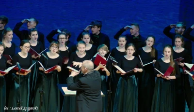 Koncert Inauguracyjny XXIII Festiwalu Pieśni o Morzu fot. Leszek Spigarski