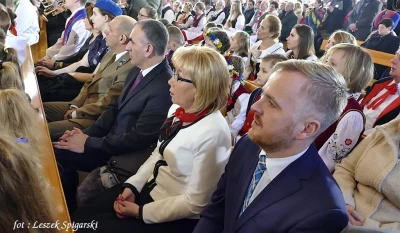 Luzino – 15-lecie parafii Matki Bożej Różańcowej, poświęcenie dzwonów – fot. Leszek Spigarski