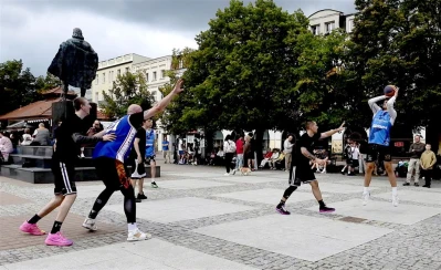 Streetball na Placu Jakuba Wejhera