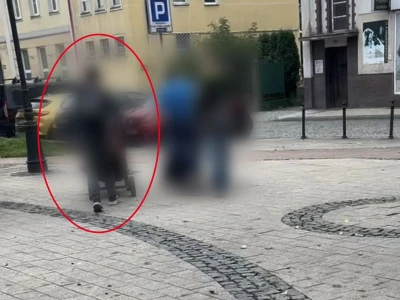 Po Wejherowie pijany spacerował z dziećmi. Sprawą zajmie się Sąd Rodzinny