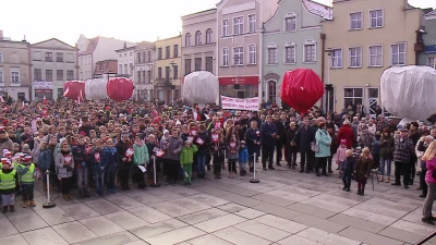 Puck: Odśpiewali hymn i pobili rekord polski