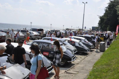 Gdynia pełna zabytkowych Citroënów