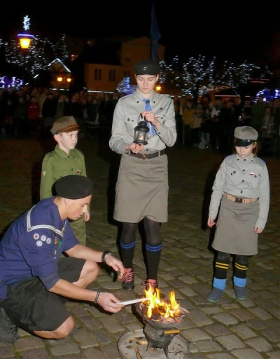 Betlejemskie Światło Pokoju - Wejherowo 2015 fot. Leszek Spigarski