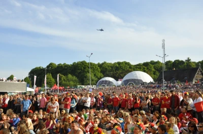 Mecz Hiszpania-Włochy. Tłumy w Fan Zone